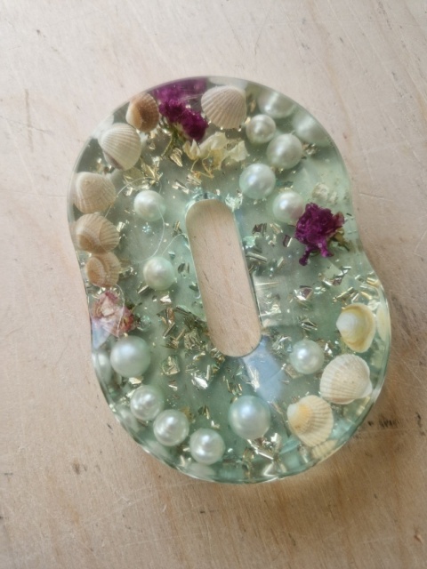 Epoxy resin soap dish with natural plants – handmade, unique | small