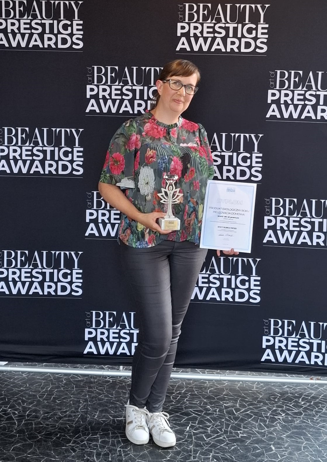 🏆 GREEN MOON® z nagrodą art of BEAUTY Prestige Awards 2026. WAKE ME óil premium Produktem Ekologicznym Roku